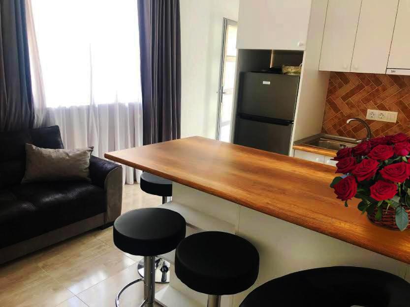 Verona Apartment Dushet'i Buitenkant foto