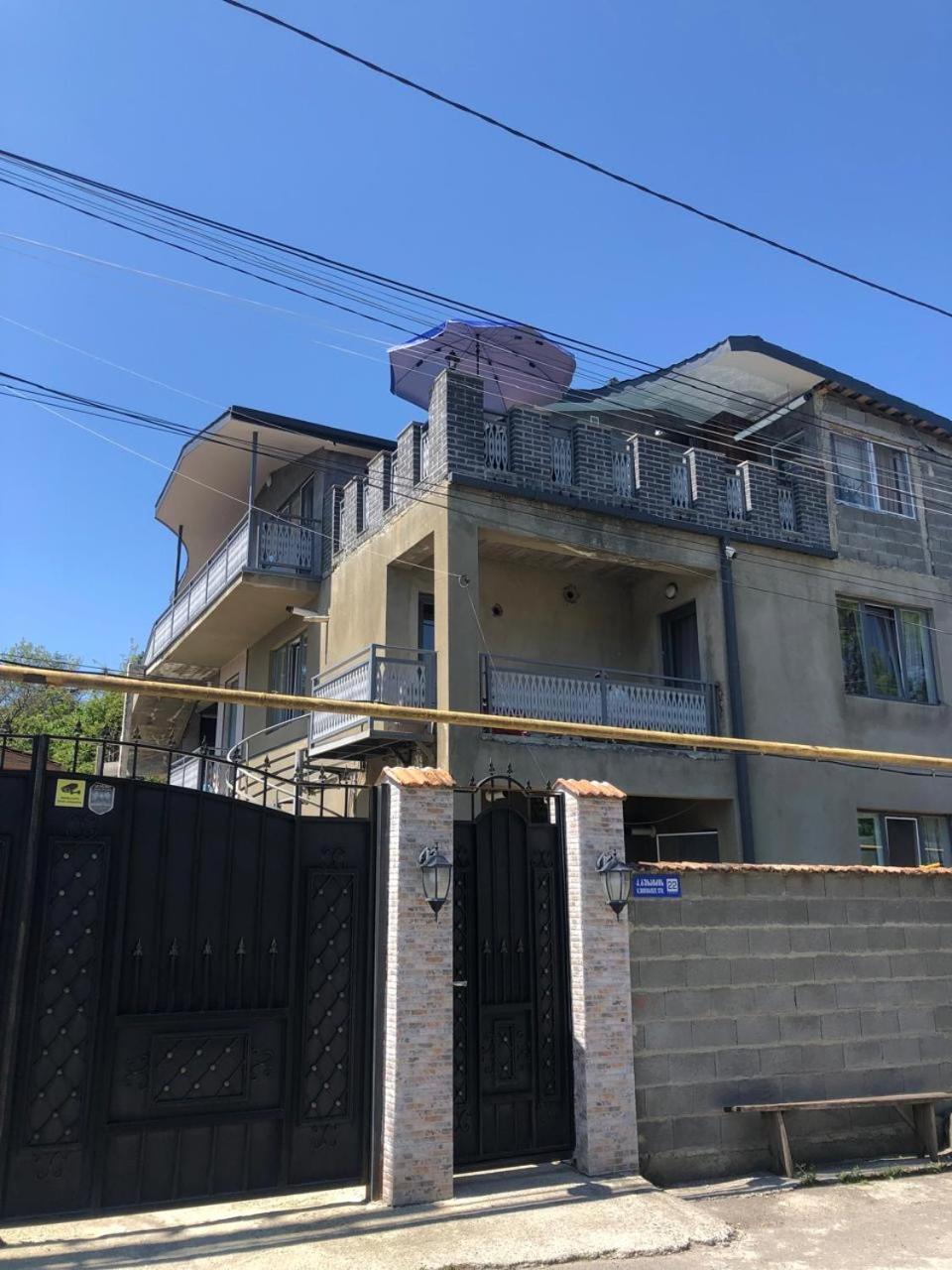 Verona Apartment Dushet'i Buitenkant foto