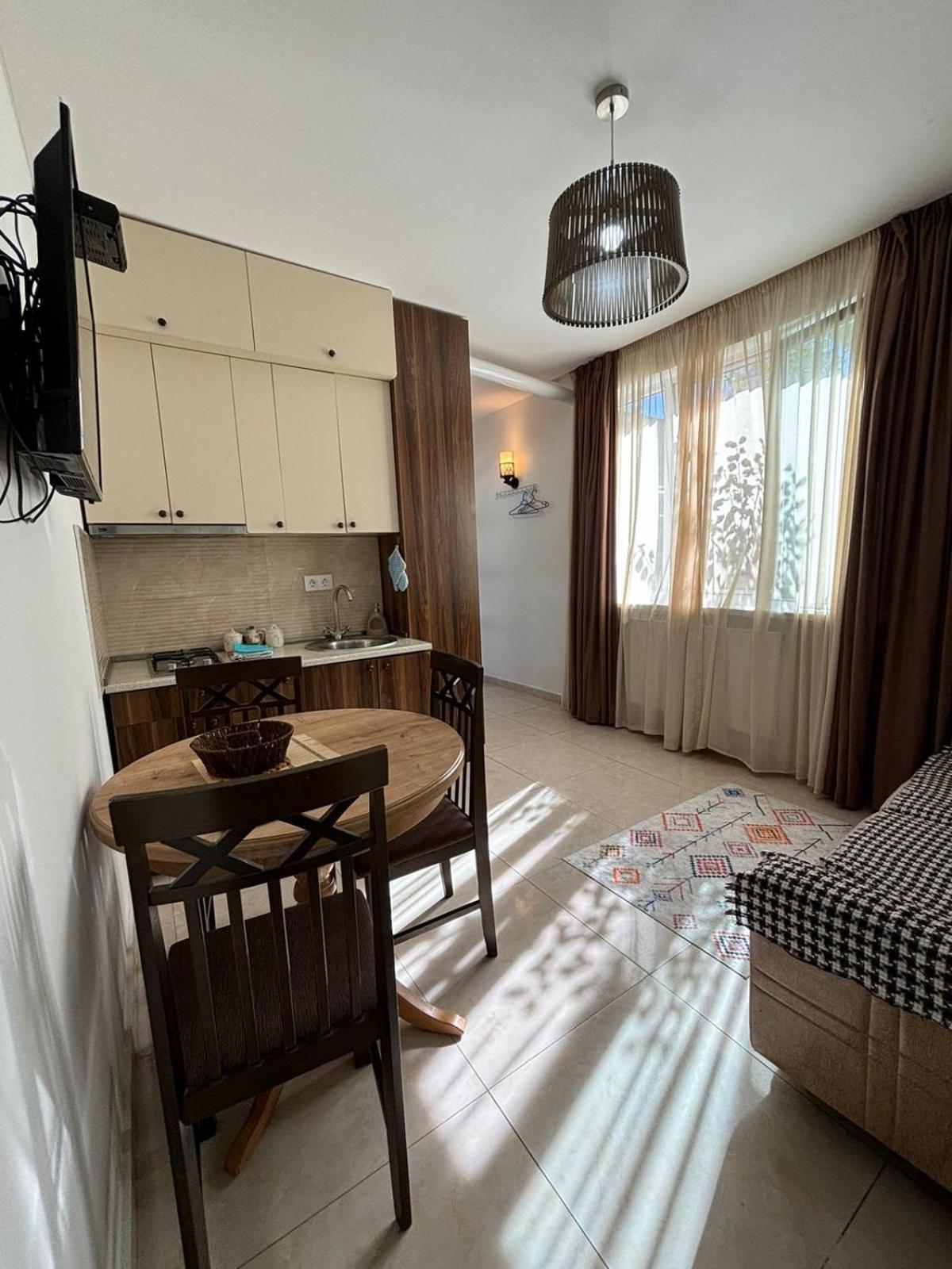 Verona Apartment Dushet'i Buitenkant foto